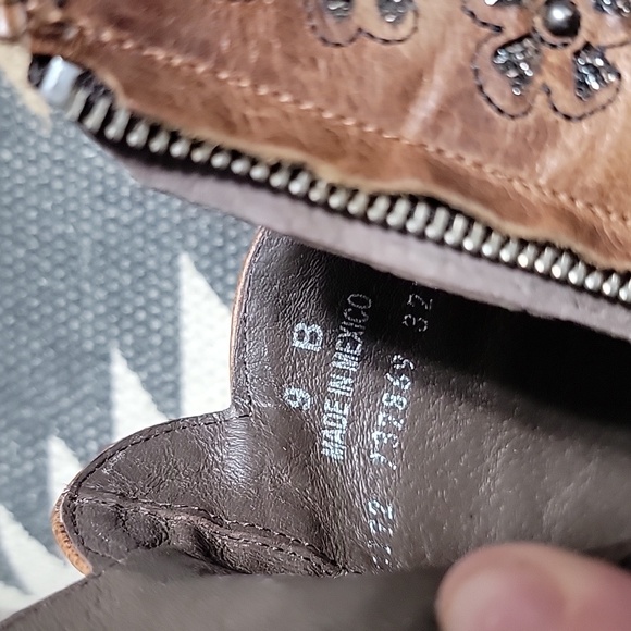 Old Gringo Booties - Picture 9 of 9